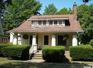 1540 Saint Charles Ave, Lakewood, OH 44107