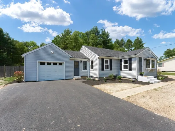 101 Oakland St, Medway, MA 02053