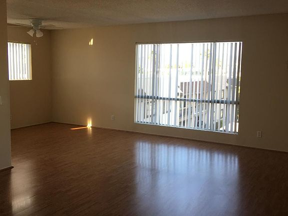 5th image of 215 N Belmont St APT 203