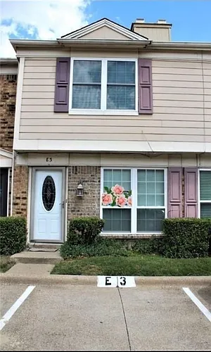 617 Carriagehouse Ln #E-3 Photo 1 617 Carriagehouse Ln #E-3 Photo 1