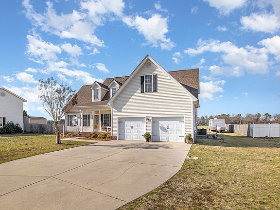 2nd image of 209 Mar Joy Dr