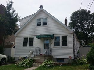 67 Desoto Rd, West Roxbury, MA 02132