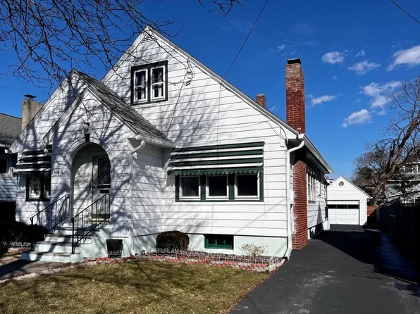 956 Bridgman St, Elmira, NY 14901