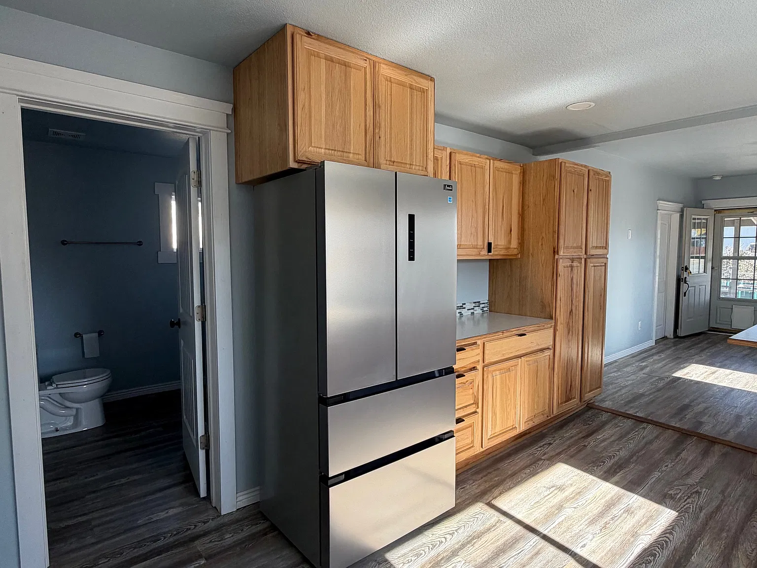 2 bed, 975 sqft, $1,300 — Photo 4
