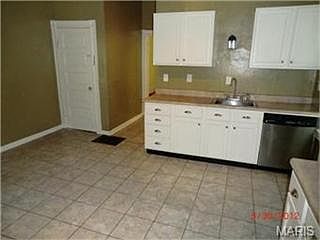 4th image of 6922 Dale Ave