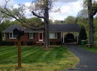 404 Little St, Lincolnton, NC 28092