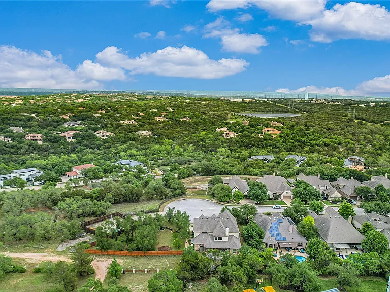 223 Lake Como Dr — Photo 39