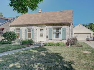 3024 N 76th St, Milwaukee, WI 53222