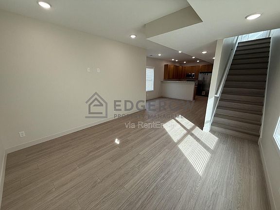 2nd image of 1014 Lafayette Ave SE #2