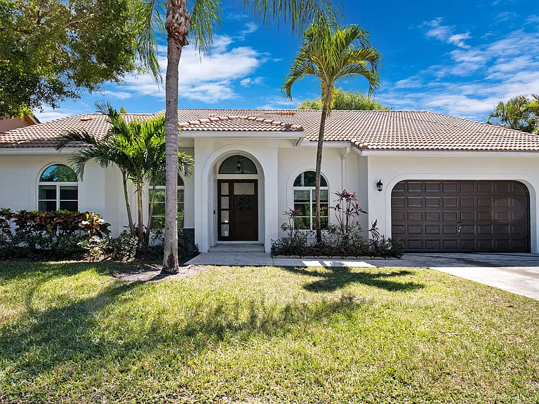 1680 SW 14th Dr — Photo 7