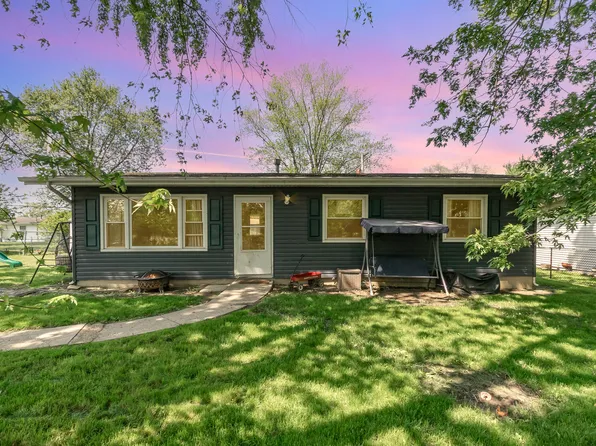 407 W 500 N, Valparaiso, IN 46385