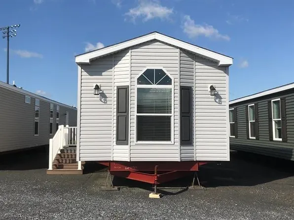85 Coffin Road #13, Epping, NH 03042