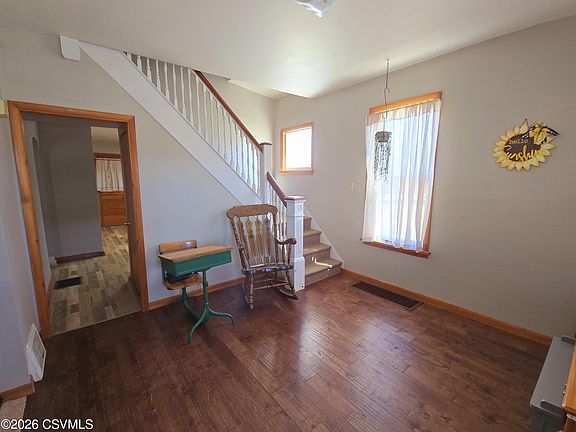 5th image of 1133 Orange St