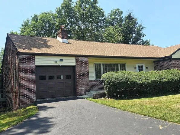 2247 E Orvilla Rd, Hatfield, PA 19440