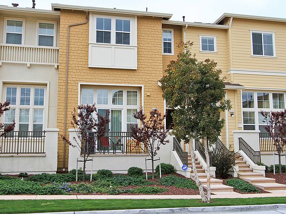 2nd image of 211 Keech Dr #40