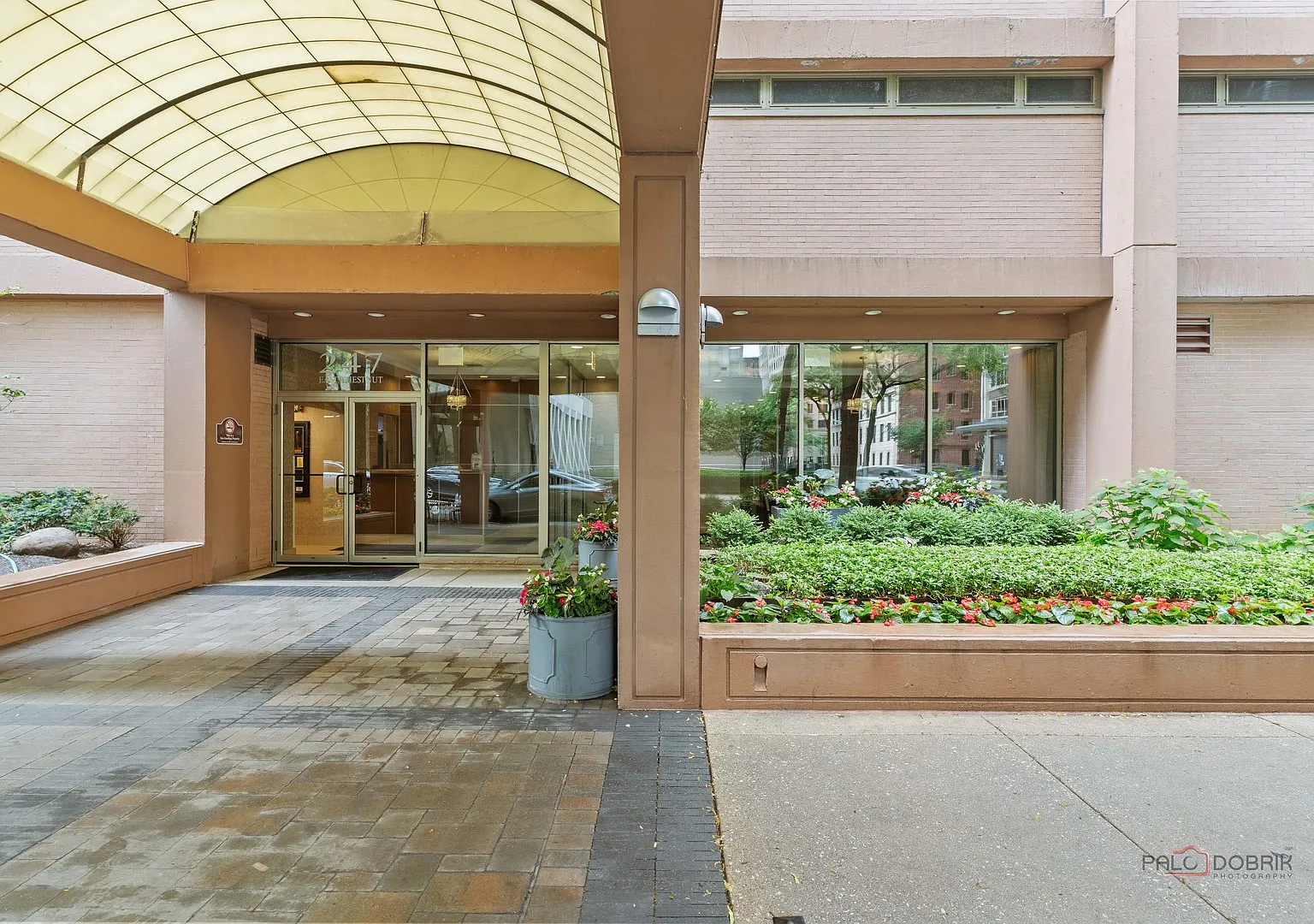 1 bed, $2,295 — Photo 2