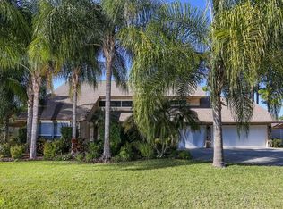 3916 Pinar Dr, Bradenton, FL 34210