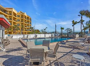 10301 Gulf Blvd APT 302, Treasure Island, FL 33706