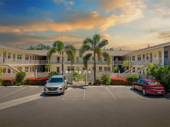 510 Granada Ave APT 108, Venice, FL 34285