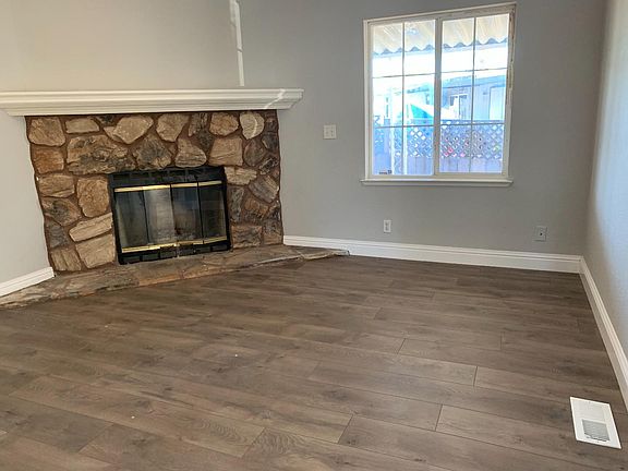 4th image of 844 Spindrift Way #844