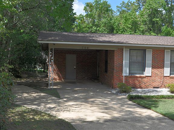 2nd image of 708 Willow Ct
