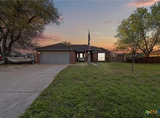 203 N Lamar St, Little River Academy, TX 76554