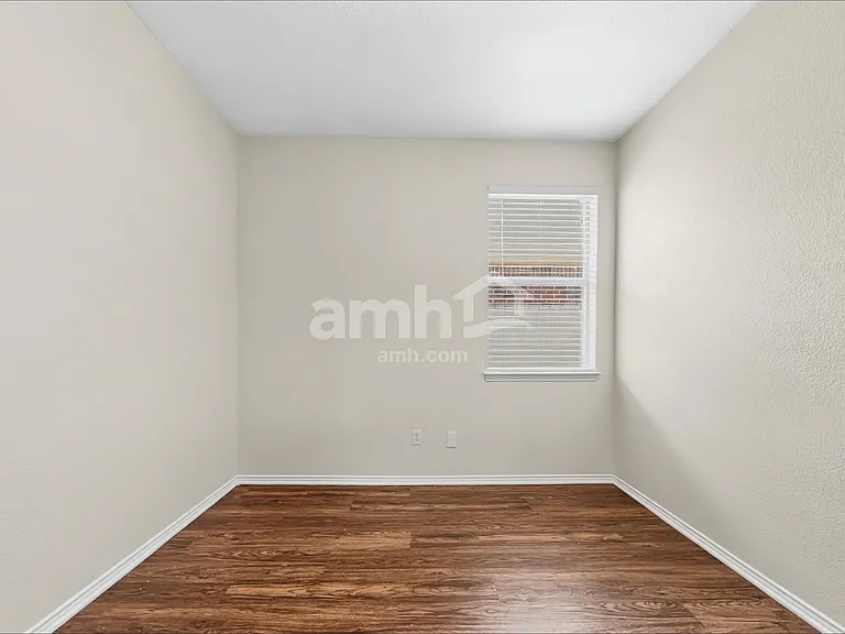 8516 Rainy Lake Dr — Photo 13