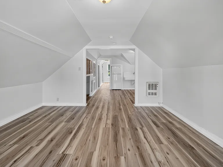 140 Mildred Ave #3 — Photo 1