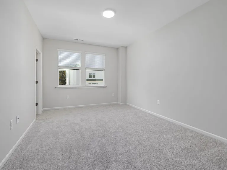 Abode Kerr Ridge — Photo 48