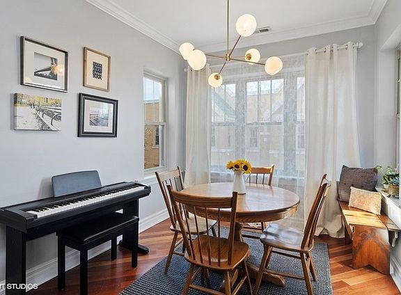 3rd image of 3127 W Palmer Sq #3