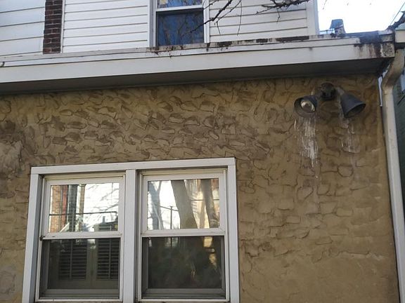 2nd image of 6347 Buist Ave