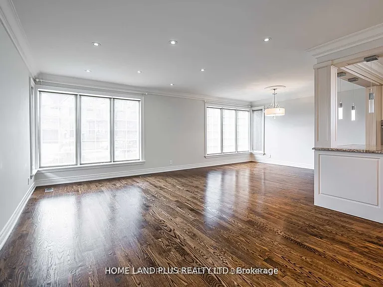 66 Munro Blvd — Photo 7
