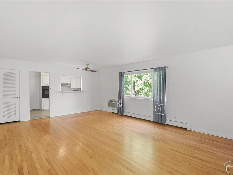 200 South Blvd #1B — Photo 2