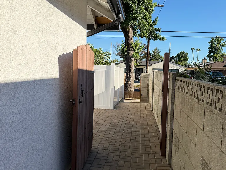 13343 W Cantara St — Photo 11