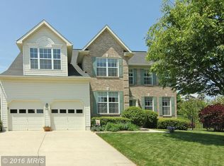 828 Weeping Cherry Ct, Eldersburg, MD 21784