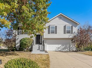 886 S Whispering Brook Ct, O Fallon, MO 63366