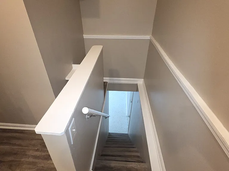 95 Ashton Ct — Photo 47