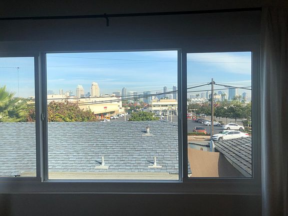 3rd image of 208 B Ave #C