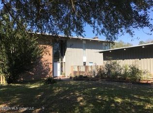 2416 Rolling Meadows Rd, Gautier, MS 39553