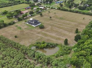 1900 Lezak Rd, Sealy, TX 77474