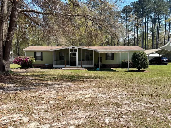 372 White Oak Dr, Eufaula, AL 36027