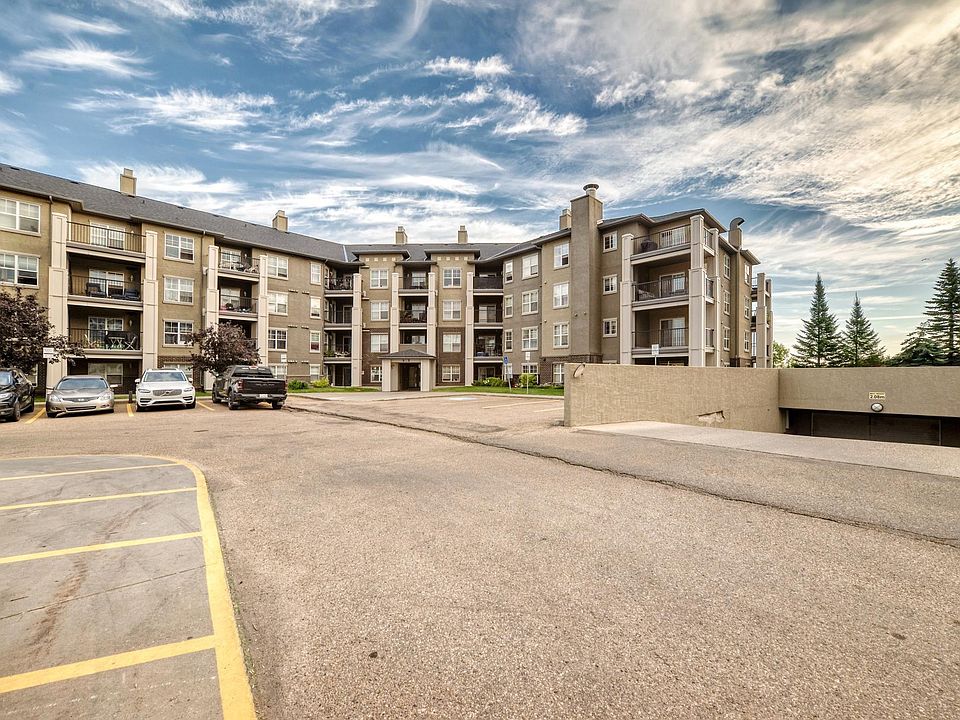 1st image of 622 McAllister Loop SW #401