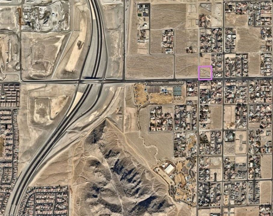 2nd image of 9700 W Lone Mountain Rd