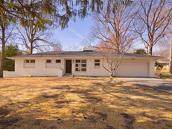 4th image of 5406 Lucille Ln