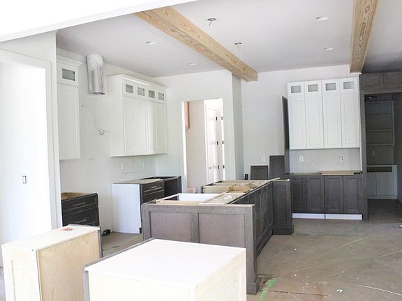 4th image of 8529 Pascolo Way