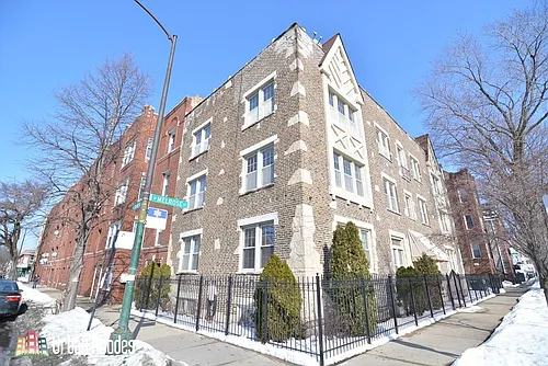 3241 N Damen Ave #3 Photo 1