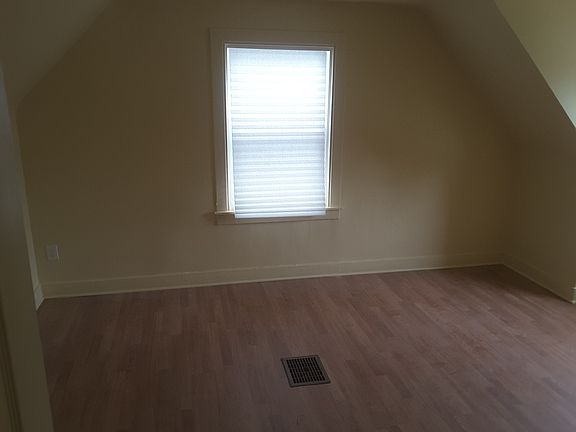 4th image of 12450 S Harvard Ave #House