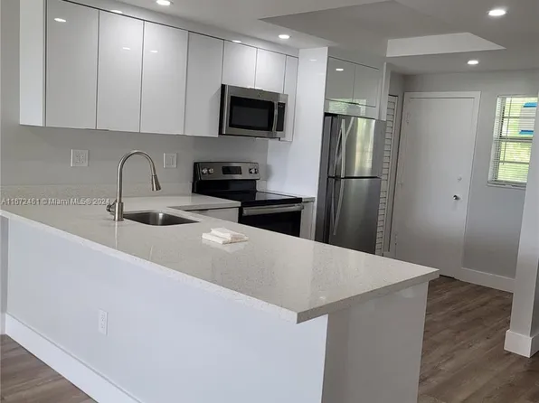 1680 NE 191st St APT 410-2, Miami, FL 33179