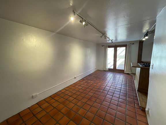 Dining area_03082021