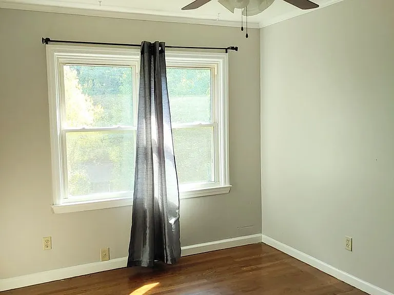 1390 Park Ave NW #A — Photo 8